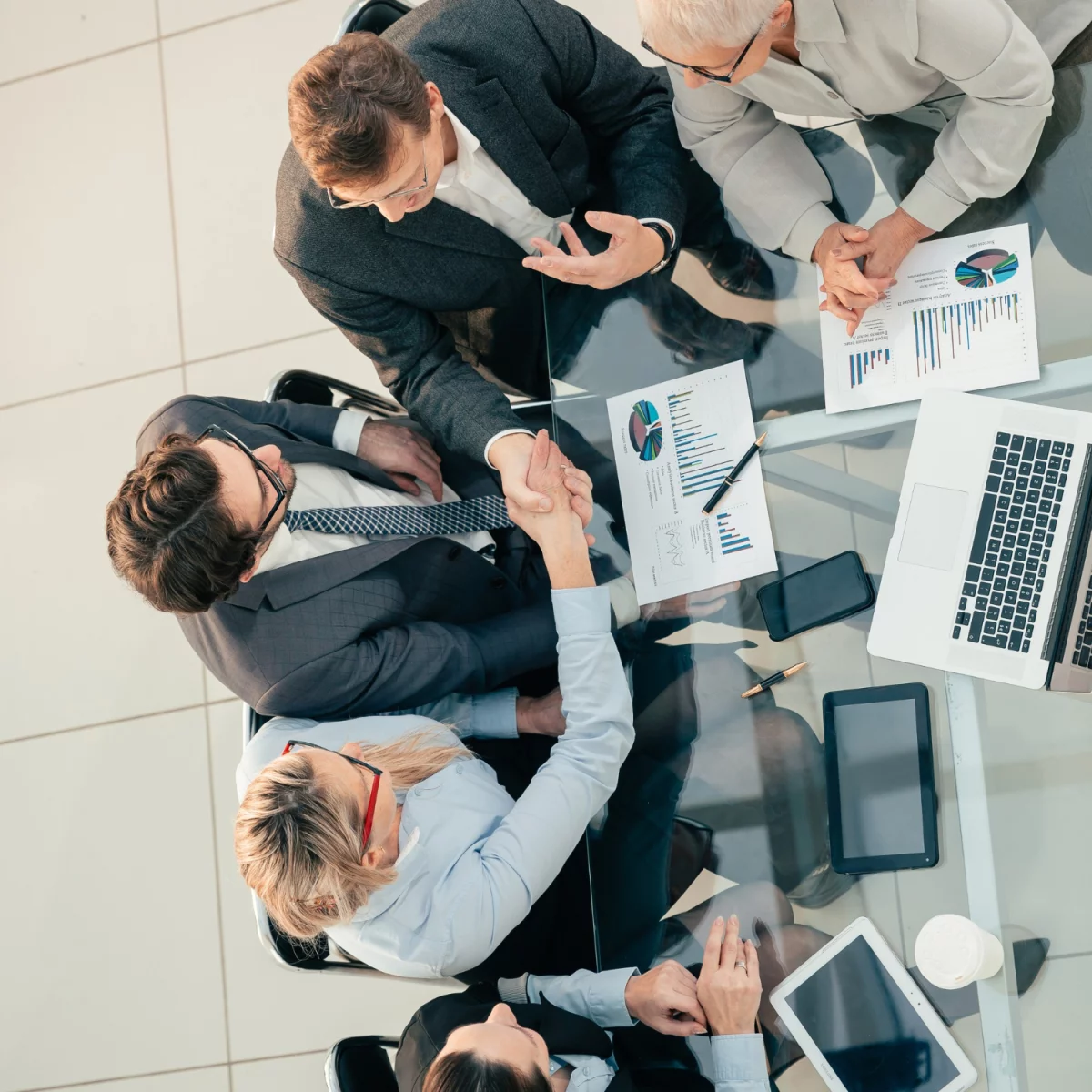 BDO za granicą: praktyczny przewodnik dla polskich firm — rejestracja, transgraniczne przesyłki odpadów i obowiązki raportowe